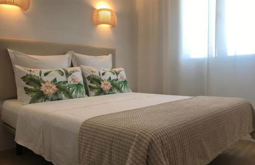 MORAIRA, PRECIOSO ADOSADO al LADO DEL MAR - Foto 15