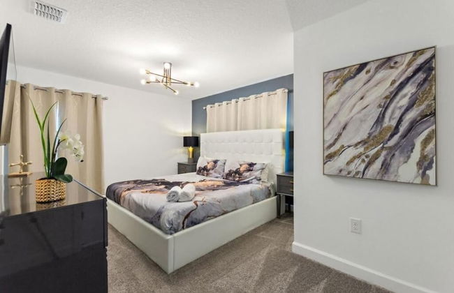 Gorgeous 4 Bd w Pool at Storey Lake Resort 4277 - Photo 49