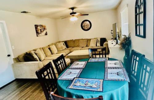 Lighthouse Suite Pet Friendly Hot Tub Sleeps 4 - Foto 6