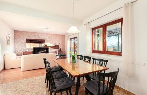 Five-Bedroom Holiday Home In Blato Na Cetini - Photo 18