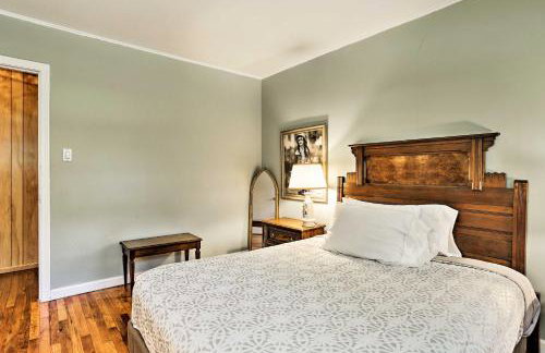 Wawayanda House on 62 Acres - Multiple Fireplaces! - Foto 26