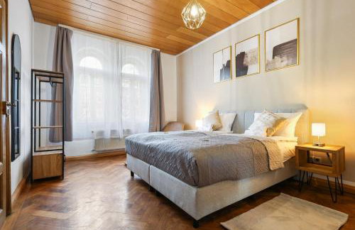 cruwzo I Modern Centrally Located Apartment with Parking Modern Centrally Located Apartment with Parking - Photo 32