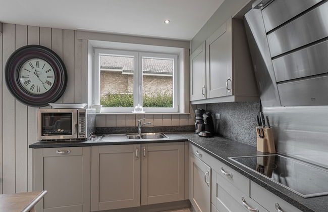 Nice Holiday Home in Westende-bad With Sauna and Pingpong - Photo 13