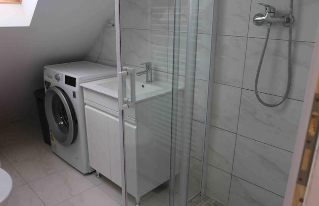 Impeccable 2-bed House in Albești - Foto 30