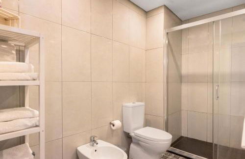 Destiny Oporto - Foto 13