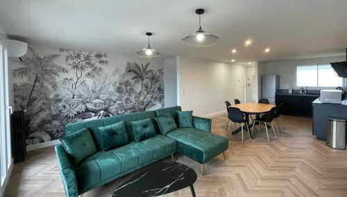 Appartement cosy avec vue imprenable sur la cité - Photo 3