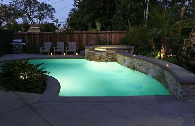 Upscale 6 Bed, 5 Ba, New Pool W/jacuzzi, 1/2 Mile Walk to Disney - Foto 29