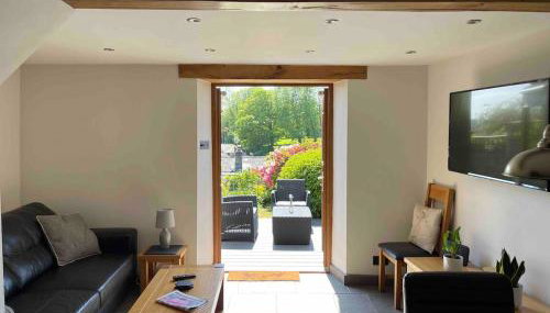 Renovated 2 bed Cottage in Ulverston, Garden with Views - Foto 1