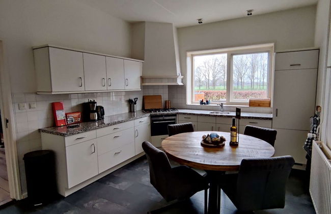 Spacious Farmhouse in Silvolde With Garden - Photo 13