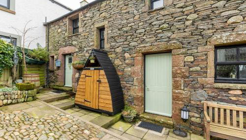 HIGH TREES BYRE - Two bed Cottage with Log Burner & Incredible Views - Foto 2
