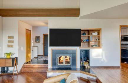 Half Block to Beach w/ Oceanview, Patio + Balcony The Shore Pine by Avantstay - Foto 20