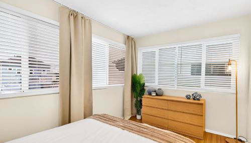 Prime Manhattan Beach 2BR Walk to Beach with Parking - Foto 3