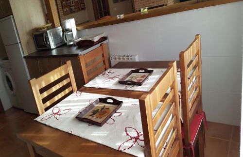 Cottage in Navas de Estena with Pool & Jacuzzi - Photo 39