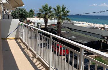 Breeze - Cozy Beachfront Lux Apartment - Listen Piano & the waves - Foto 30