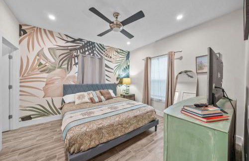 PCB Beach Paradise, Steps to SAND, Sleeps 8 - Foto 50