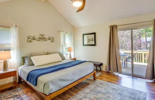 Overland Park Home with Fenced-In Yard and Gas Grill! - Foto 11