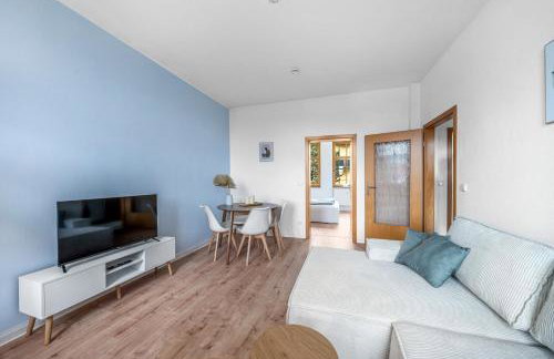 LeHaStays - Apartments Buckau 16a I Küche I Smart TV mit Netflix I toller Innenhof - Photo 31