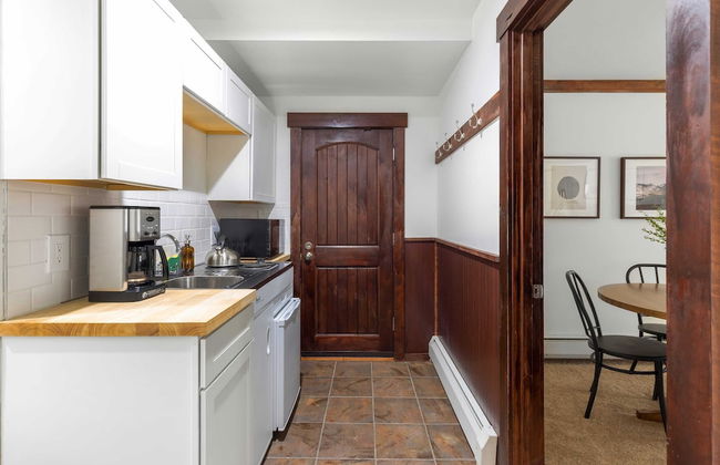 Bighorn by Avantstay Spacious Ski Cabin w/ Sprawling Porch, Views & Hot Tub! - Foto 5