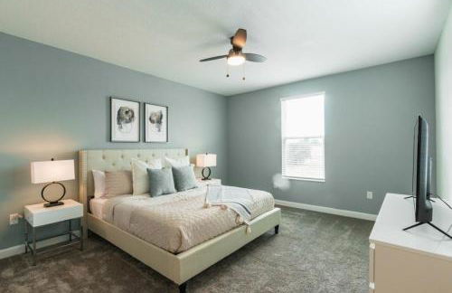 Beautiful and Spacious 5 Bed Pool Home home - Foto 19