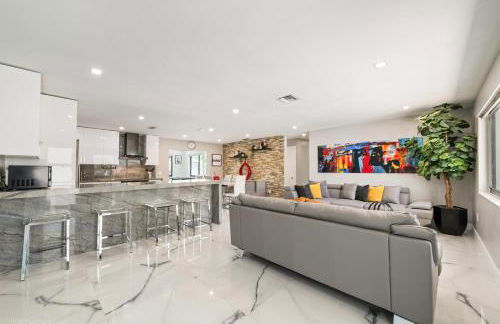 The Palms -Mini Golf , Foosball Table, Heated Pool ,Baby items ,BBQ - Foto 22