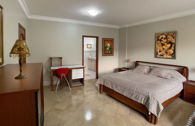 Cesar's House Guayaquil Home Rental - Photo 4