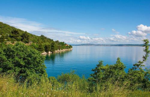 Holiday Home Seafront Escape - Happy Rentals - Photo 72