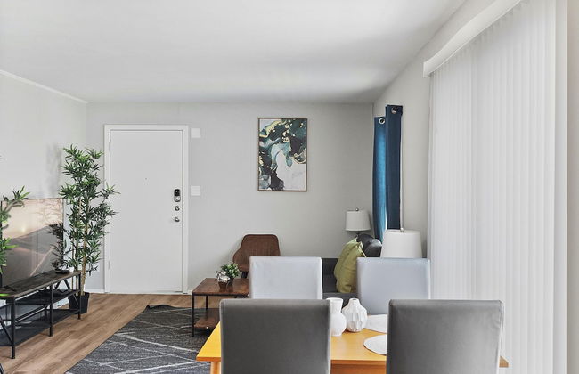 Modern 2BR Near UT Hyde Park Evonify - Foto 26