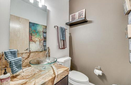 Covered Patio and Grill Colorful McAllen Home - Foto 12