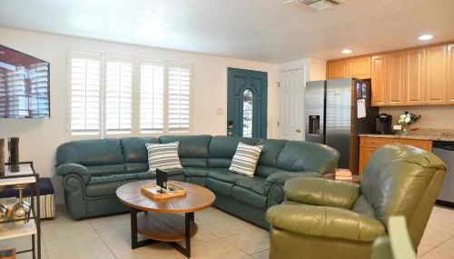 Enjoy Sunset with Dolphin and Manatee - Foto 3