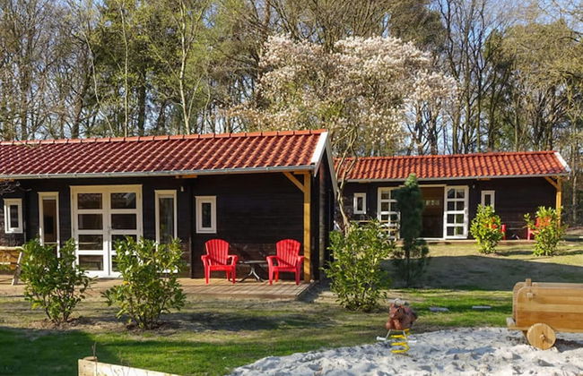 Wooden Chalet Near Three National Parks - Photo 1