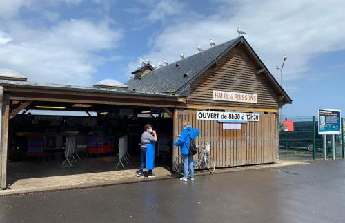 VILLA 600m de la plage calme Location possible à partir de 3 nuitées, pouvant accueillir 6-8 pers Activités nautiques randonnée vélo pêche golf casinos - Foto 68