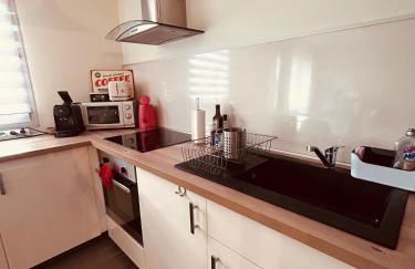 Cocon Urbain - avec parking privé gratuit - Foto 7