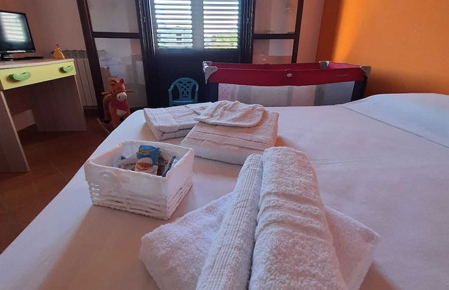 Terrasini Villa With Pool - Photo 4