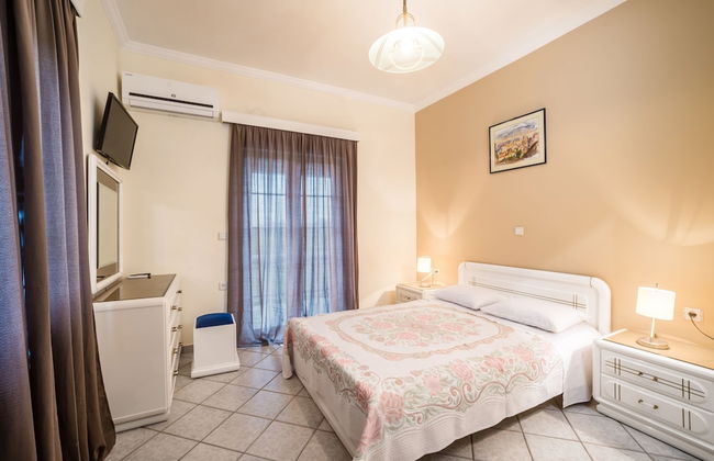 Zante 5 bedroom Villa with private pool and basketball court - Foto 10