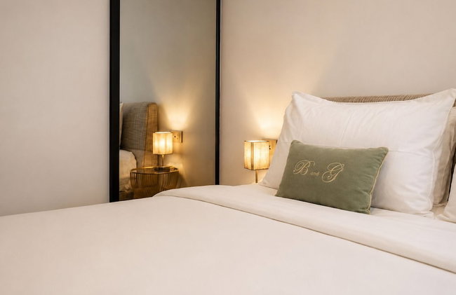 B and G Boutique apt.-heart of Milano- Design District - Photo 36