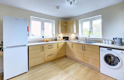 Modern Comfort, 2BR, Ensuite, Parking - Foto 13