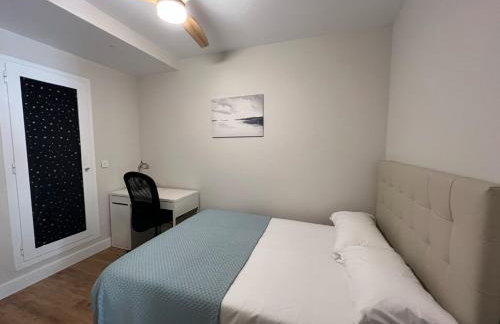 Sunny Terrace 2BR2BA VALENCIA - Photo 14