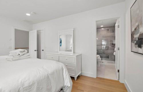 Sprawling Home 1 Mi to Downtown - Foto 19