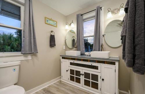 Promise Land Manor Historic home lake access, near parks and venues - Foto 55