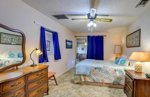 6 Mi to Manatee Springs! Family Riverfront Getaway - Foto 12