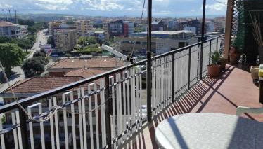 Red's Home Apartment - Ampio e Confortevole, Ideale Famiglie e Coppie a Termoli - Foto 2