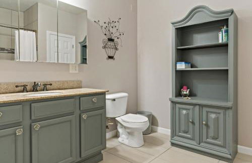 Entire Home in Narragansett - Photo 11