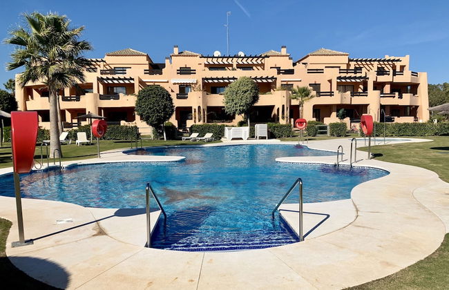 Casares Beach Golf Apartment With Private Garden and Pool Access - Foto 19