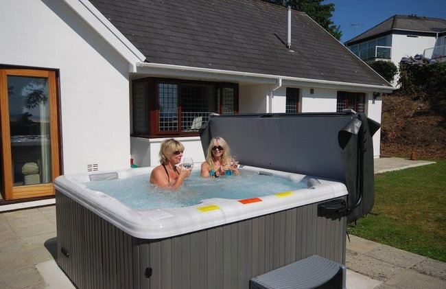 Oaktree Lodge - Luxury Cottage, Hot Tub, Sea Views - Foto 41