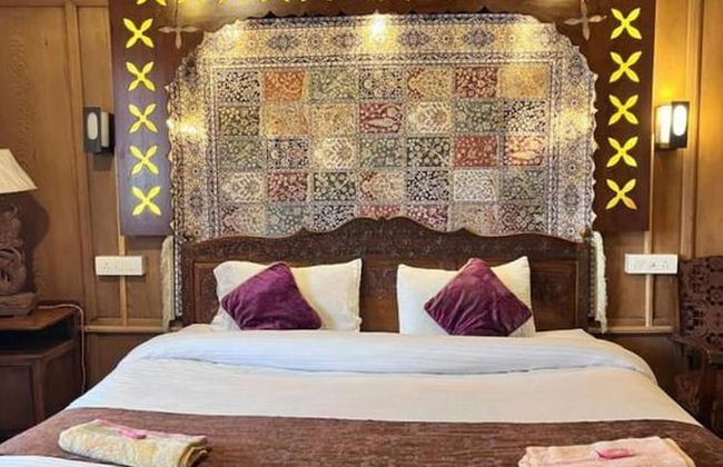 Floating Luxury Group Of Houseboats - Foto 8