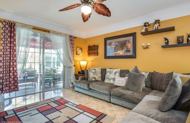 "southern Charm" 4 Bed & 2 Bath Private Pool Home 4 Bedroom Villa by RedAwning - Photo 19