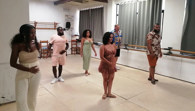 Experiencia en clase de baile latino y salsa en Valencia - Foto 3