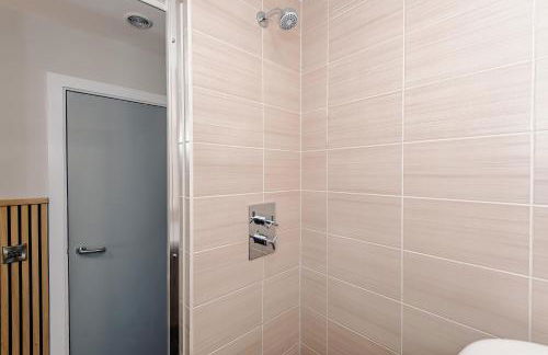 Luxury 2-Bed Apt by Royal Albert Dock & M&S Arena - Foto 34