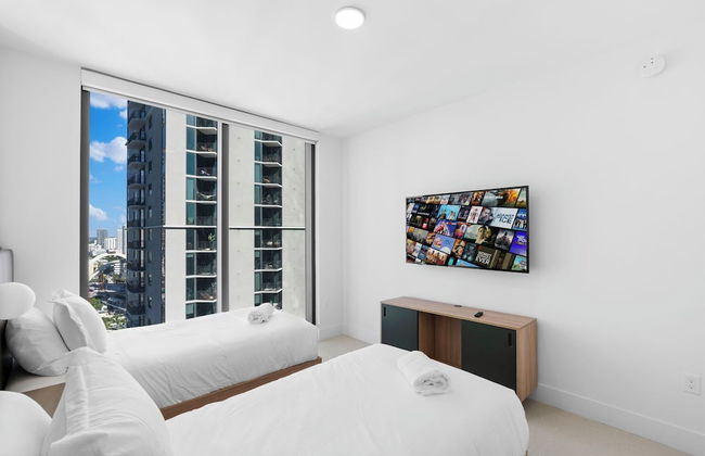 Luxury Condos in Downtown Miami - Photo 15