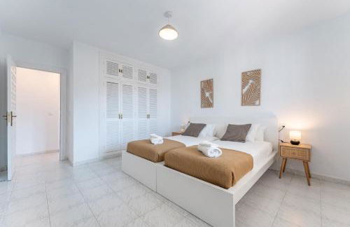 VB Villa Coto 7BR w Pool & Views - Photo 13